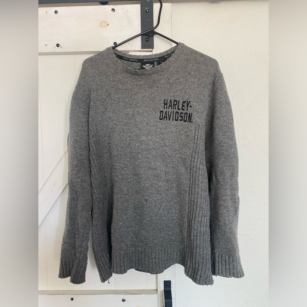 Men’s vintage , large Harley Davidson sweater, superb condition.